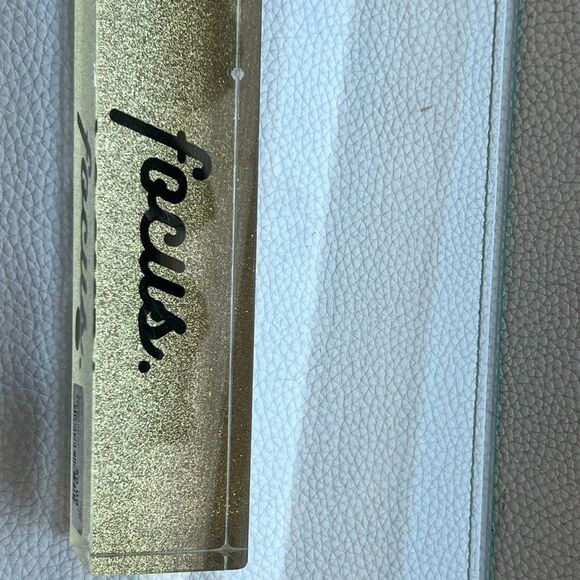 Focus Gold and Silver Decorative Sign - Picture 5 of 6